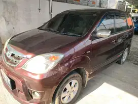 Toyota Avanza 2010 Bensin