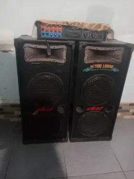 Dijual 1 set speaker dat 4x10  +amplifier rakitan 200 watt