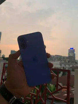 Iphone 16 plus ultramarine 128 GB Garansi Inter