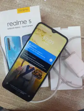 Realme 5 ram 4/128
dan Dus