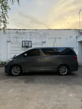Toyota Alphard 2011 Bensin