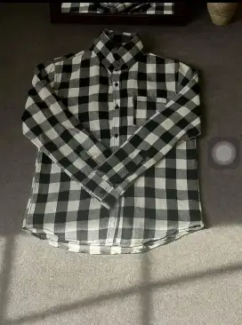 Kemeja size L baru
