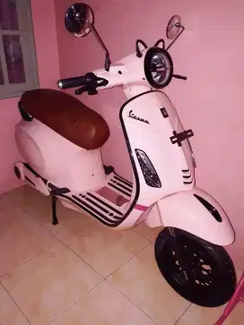 Motor vespa exotik sprinter