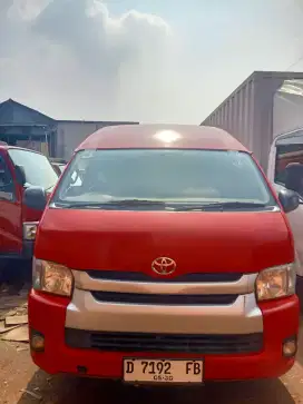 Toyota hiace comuter thn 2020