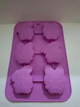Silicon Cake Mold/ Cetakan Kue Donald Daisy Disney, Daiso