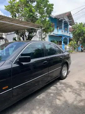 BMW 528i 1997 AT