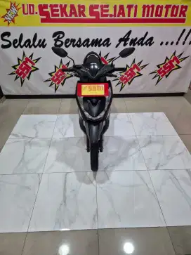 Beat deluxe doff hitam