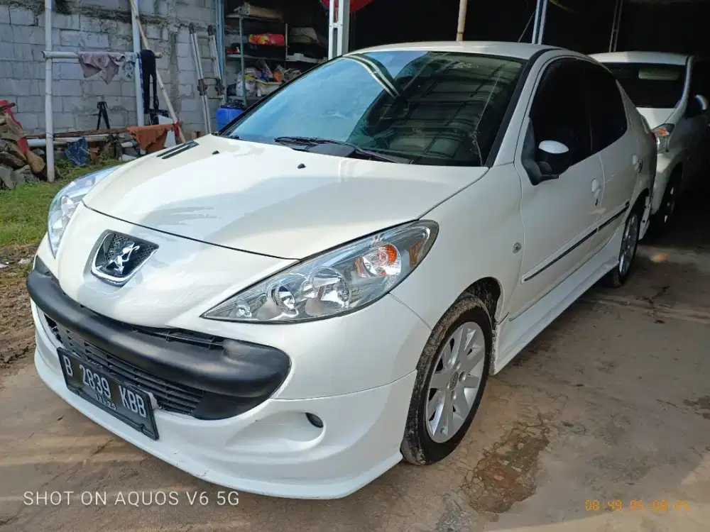 Peugeot 207 sedan sportium.1.6cc A/T_Triptonic