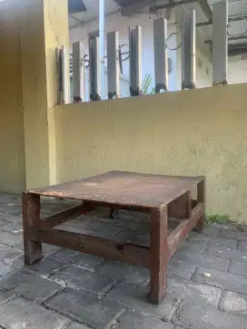 Meja Belajar Anak