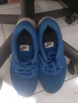 sepatu nike bekas no 40