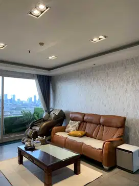 Kintamani Condominium 4BR 200m2 nice unit siap huni fully renovated,