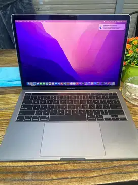 Macbook pro 256giga 2020 touchbar