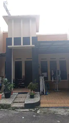 Jual Rumah Siap Huni dan Strategis