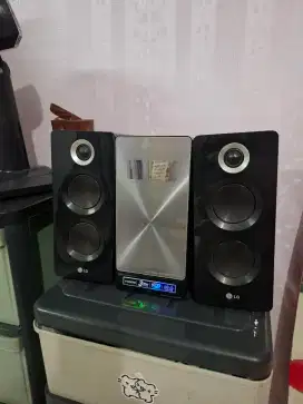 Radio LG FB 166 hifi sistem