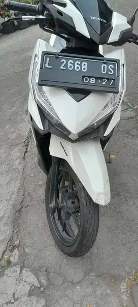VARIO PUTIH 150 CC 2017