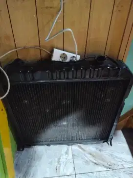 Radiator Mitsubishi Fuso fighter 190 ps