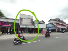 Disewakan Ruko 2 Lantai Dekat Mall SCH tepi Jl. Magelang