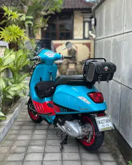 Vespa Primavera Special Edition Blue Audace 2024 PMK