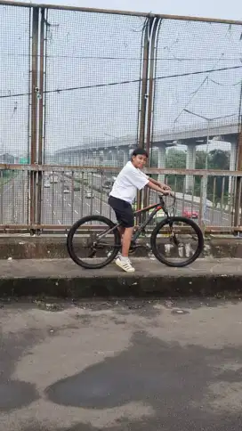 Jual aja sepeda ga di pake...