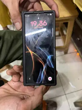 Samsung z fold 6 like new