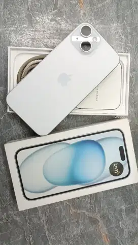 Handphone iPhone 15 128gb