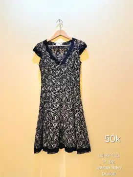 Dress fashion wanita