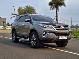 BEST DEAL Fortuner VRZ 4x2 AT Automatic diesel 2016
