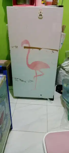 Kulkas polytron 1 pintu