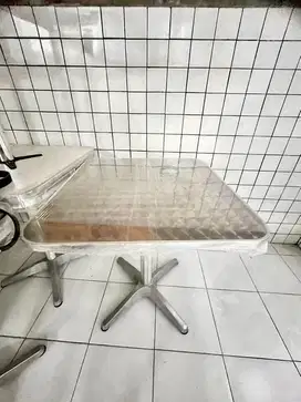 Meja Stainles untuk Depot Resto