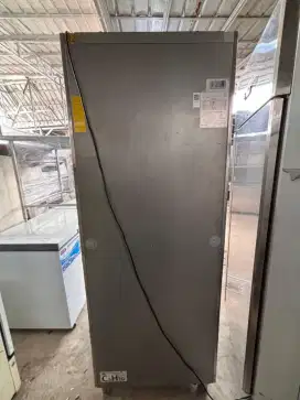 Mastercool upright freezer
