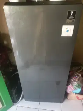 Kulkas aqua 1 pintu