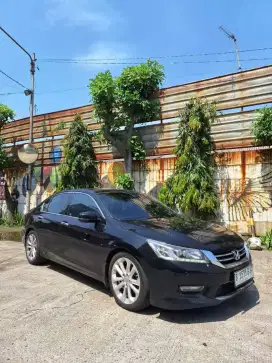 Dijual Honda Accord 2014
