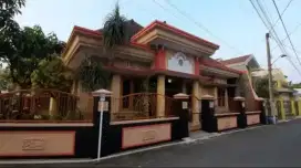 DIJUAL RUMAH AREA BUNGA TANJUNG.