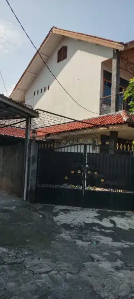 Rumah murah lingkungan komplek strategis