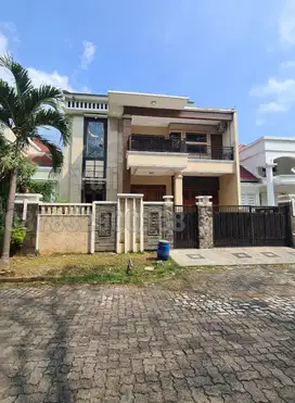 Dijual Rumah Bagus Tingkat 2 Lantai Siap Pakai Di Graha Padma Semarang
