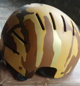 Helm Sepeda Bekas