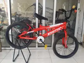 Sepeda anak bmx uk 18