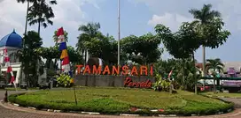 Jusl rumah Strategis harga miring.