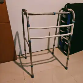 Walker Lansia / pernah di gunakan