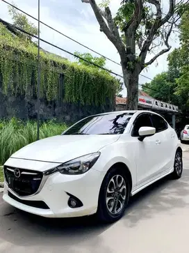 Jual Mazda 2 R ( AT ) SkyActiv 2014