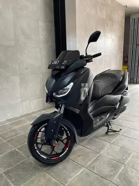 YAMAHA XMAX 250 HITAM Metalik 2018