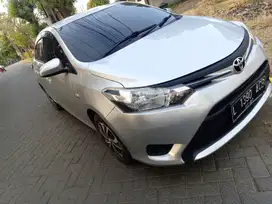 Toyota Vios limo 2015 Bensin