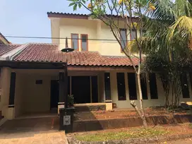 Rumah murah siap pakai River Park Bintaro