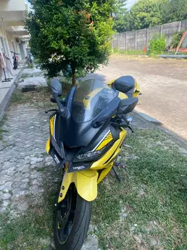 Yamaha R15 v3 2018