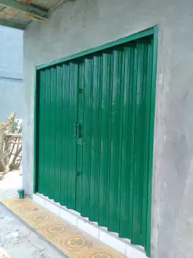 Rolling door folding gate galvanis