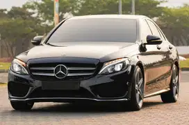 Pride & Power! Mercedes Benz C200 AMG 2018 Black 320i cla200 520i