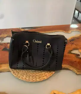 Tas Chloe warna hitam