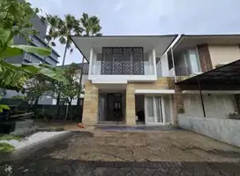 Dijual Rumah Minimalis Royal Residence Wiyung Surabaya Crown Hill
