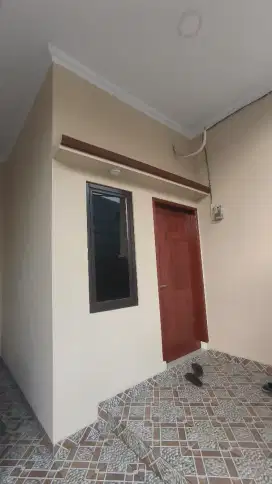 Rumah 2 lantai brand new, Cipondoh makmur, siap huni