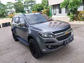 Ahlinya pemasangan kaca film mobil dan gedung